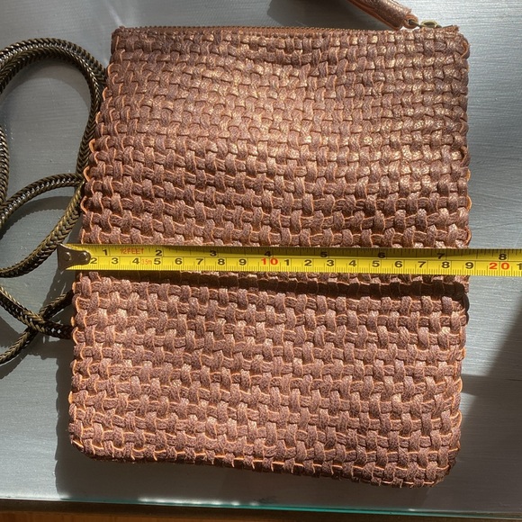 NWOT Anthropologie Deux Lux rose gold woven foldover bag - Picture 5 of 10